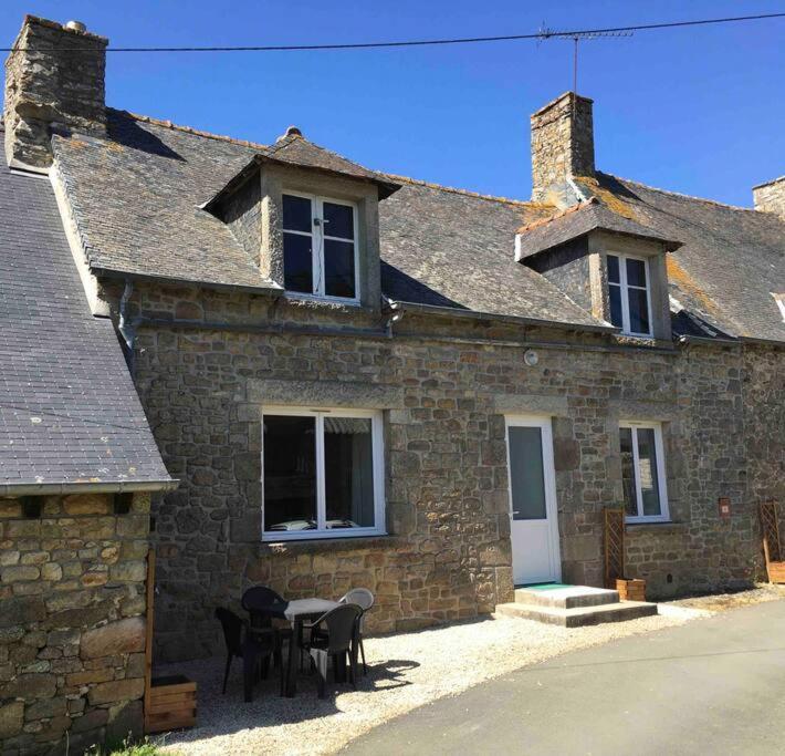 Maison Au Calme Recemment Renovee Villa Lescouet-Jugon Luaran gambar